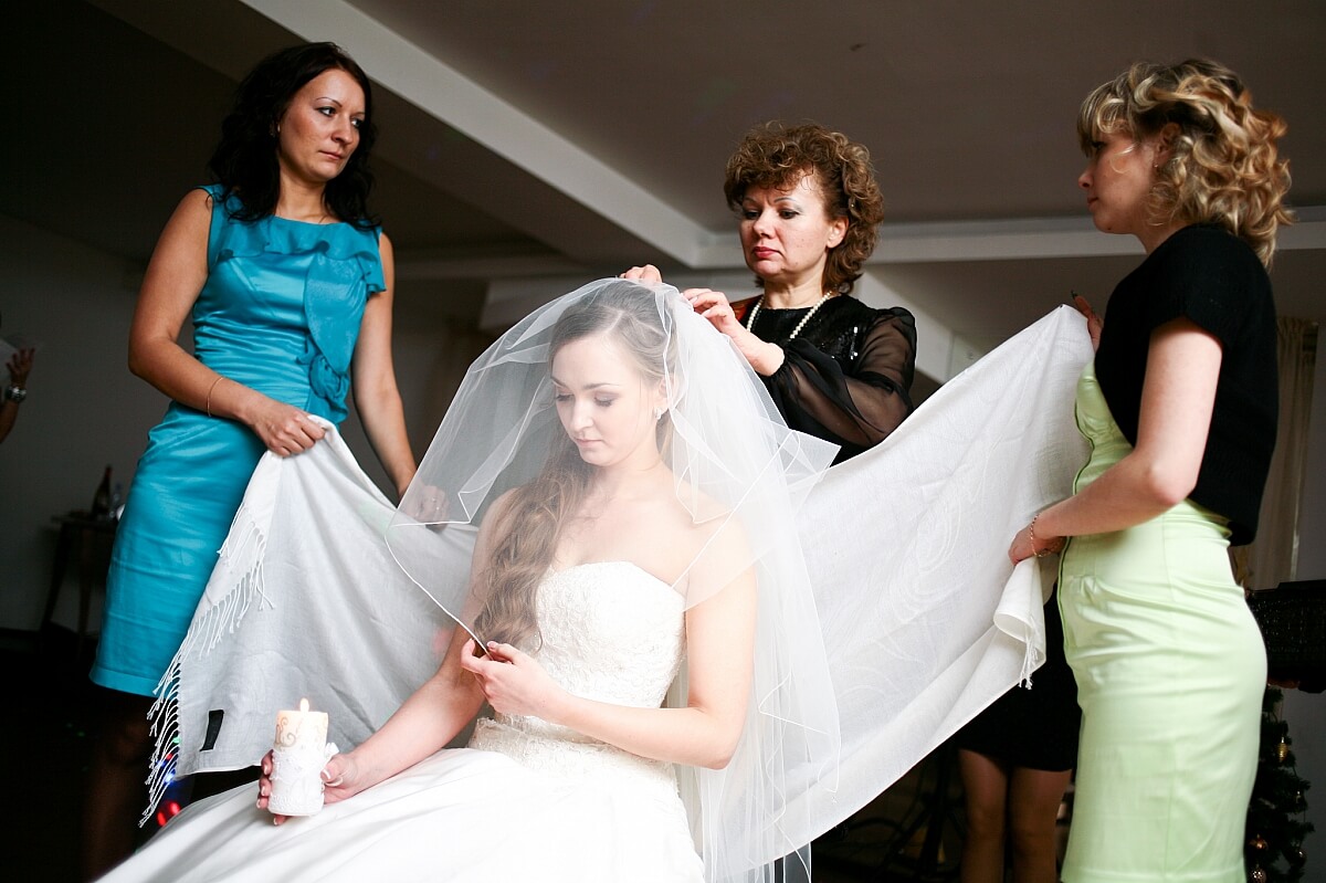 В чем можно выйти замуж кроме свадебного платья